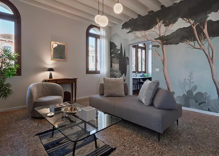 Ca' Vida Trifora Venice